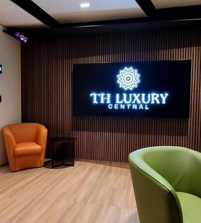קטאניה Th Luxury Central מראה חיצוני תמונה